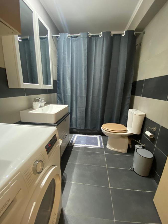 Little John Luxury Apartment Πειραιάς Εξωτερικό φωτογραφία